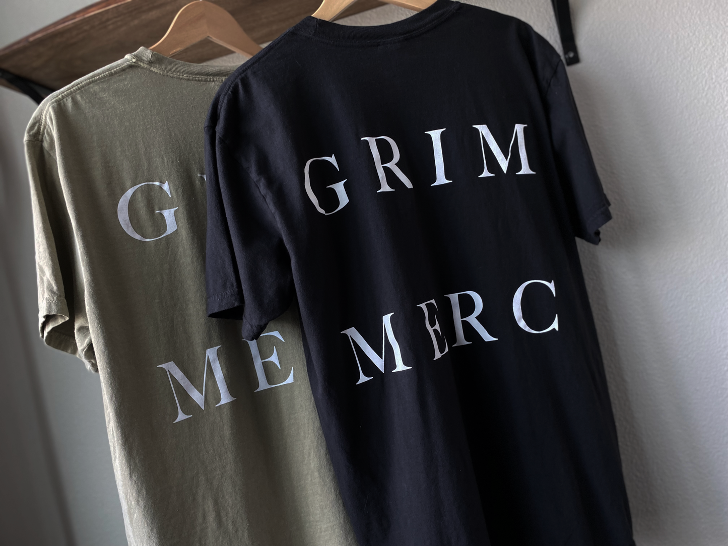 SIGNATURE GRIM MERC T-SHIRT